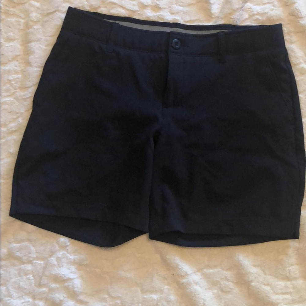 Under Armour Black Heat Gear Shorts- Size 6